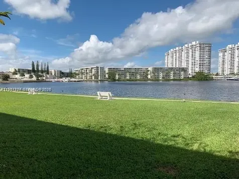2855 Leonard Drive Aventura FL 33160