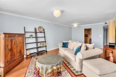 2750 NE 183rd Street Aventura FL 33160
