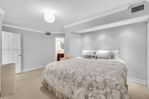 2750 NE 183rd Street Aventura FL 33160