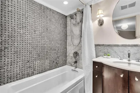 2750 NE 183rd Street Aventura FL 33160