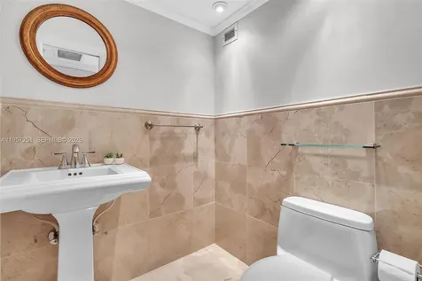 2750 NE 183rd Street Aventura FL 33160