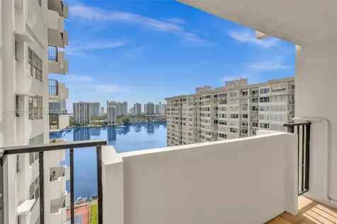 2750 NE 183rd Street Aventura FL 33160
