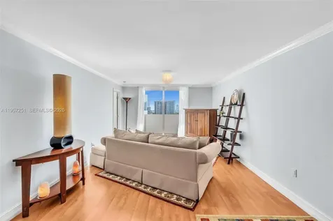 2750 NE 183rd Street Aventura FL 33160
