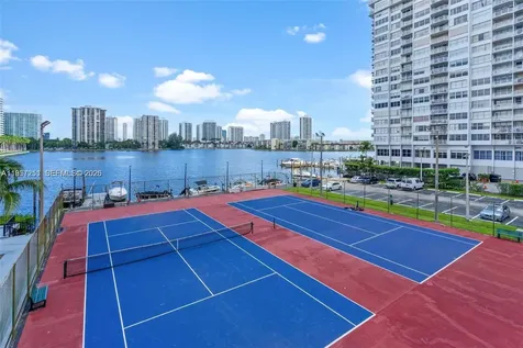 2750 NE 183rd Street Aventura FL 33160