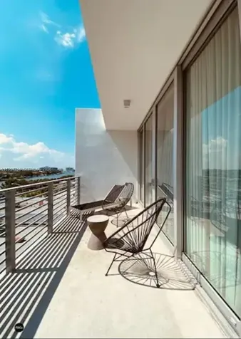 6080 Collins Avenue Miami Beach FL 33140