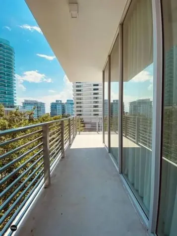 6080 Collins Avenue Miami Beach FL 33140