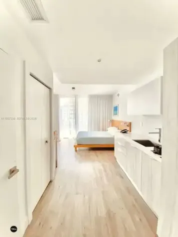 6080 Collins Avenue Miami Beach FL 33140