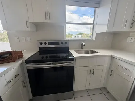 3052 SW 27th Avenue Miami FL 33133