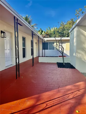 1433 NE 22nd Street Wilton Manors FL 33305