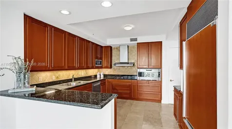 20201 E Country Club Drive Aventura FL 33180