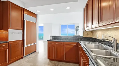 20201 E Country Club Drive Aventura FL 33180