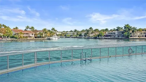 20201 E Country Club Drive Aventura FL 33180