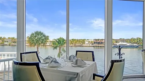 20201 E Country Club Drive Aventura FL 33180