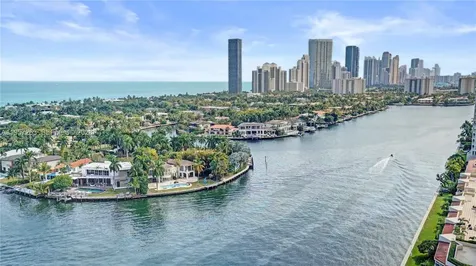20201 E Country Club Drive Aventura FL 33180