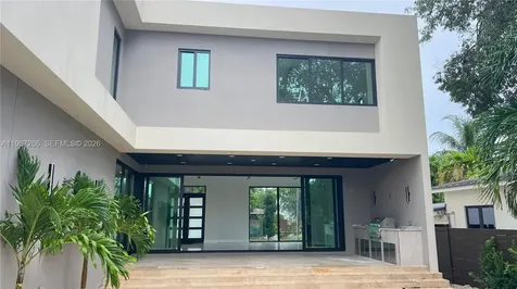 1700 NE 18th Street Fort Lauderdale FL 33305