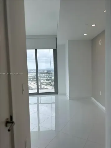 851 NE 1st Avenue Miami FL 33132