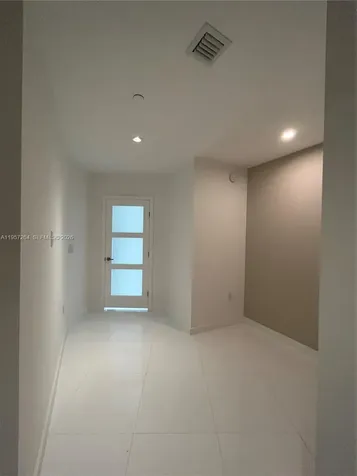 851 NE 1st Avenue Miami FL 33132