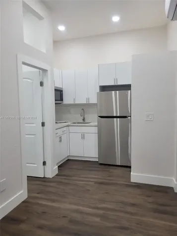 14200 SW 160th Court Miami FL 33196