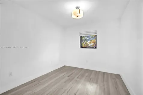 3265 Virginia Street Miami FL 33133