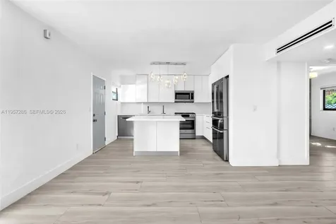 3265 Virginia Street Miami FL 33133