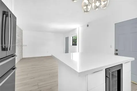 3265 Virginia Street Miami FL 33133