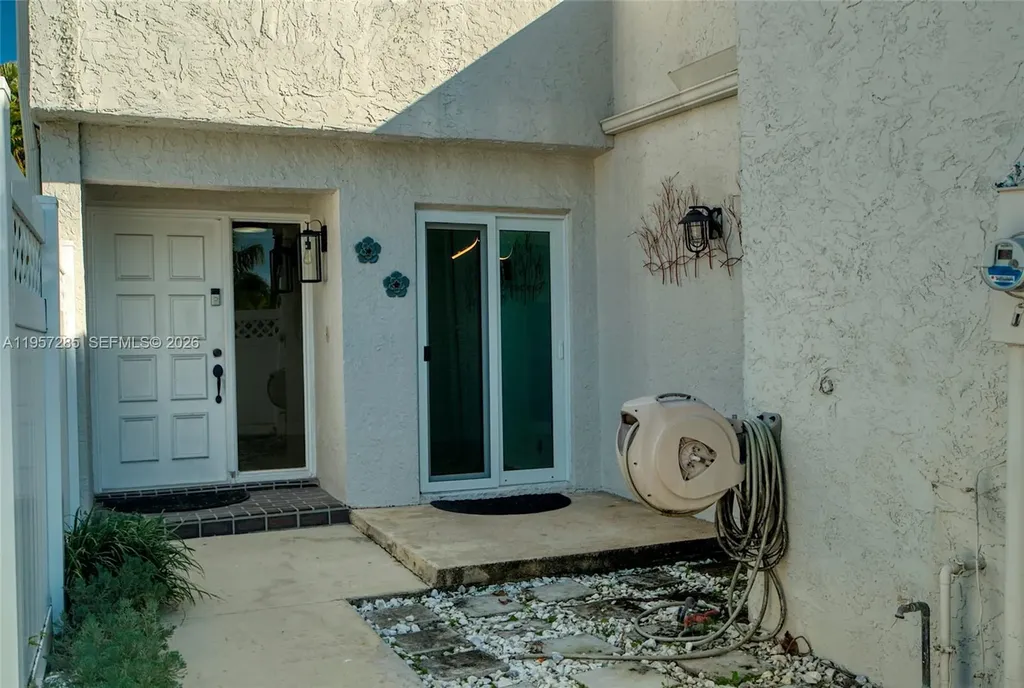 6768 Canary Palm Circle Boca Raton FL 33433