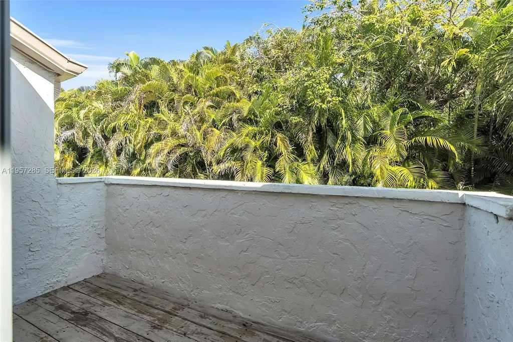 6768 Canary Palm Circle Boca Raton FL 33433