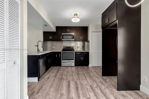 6768 Canary Palm Circle Boca Raton FL 33433