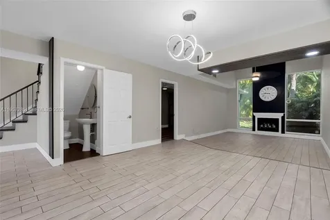 6768 Canary Palm Circle Boca Raton FL 33433