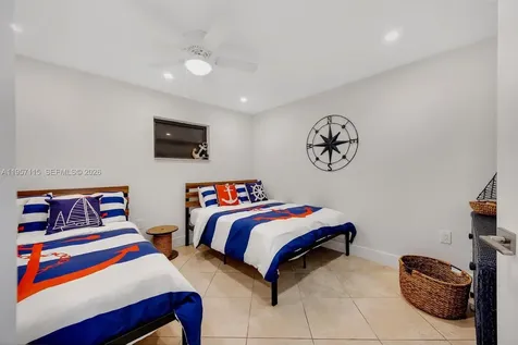 230 Jolly Roger Drive Key Largo FL 33037
