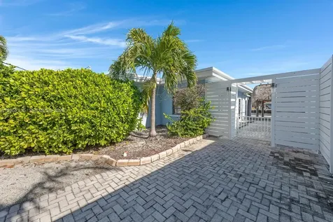 230 Jolly Roger Drive Key Largo FL 33037