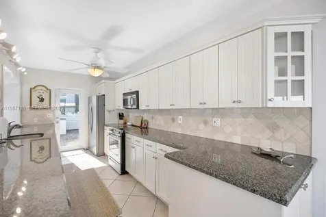 230 Jolly Roger Drive Key Largo FL 33037