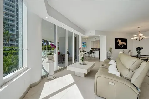 21200 Point Place Aventura FL 33180
