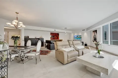 21200 Point Place Aventura FL 33180