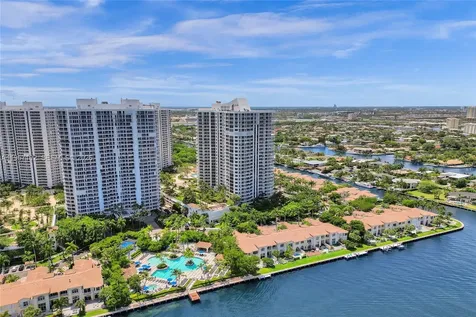 21200 Point Place Aventura FL 33180