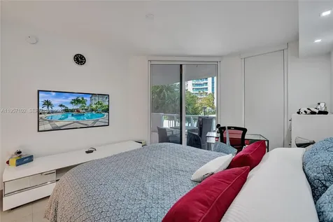 21200 Point Place Aventura FL 33180