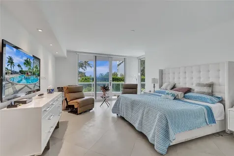 21200 Point Place Aventura FL 33180