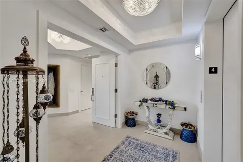 21200 Point Place Aventura FL 33180