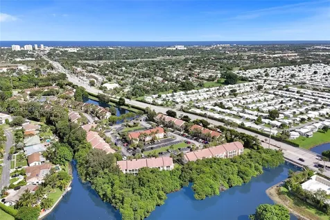 815 W Boynton Beach Boulevard Boynton Beach FL 33426