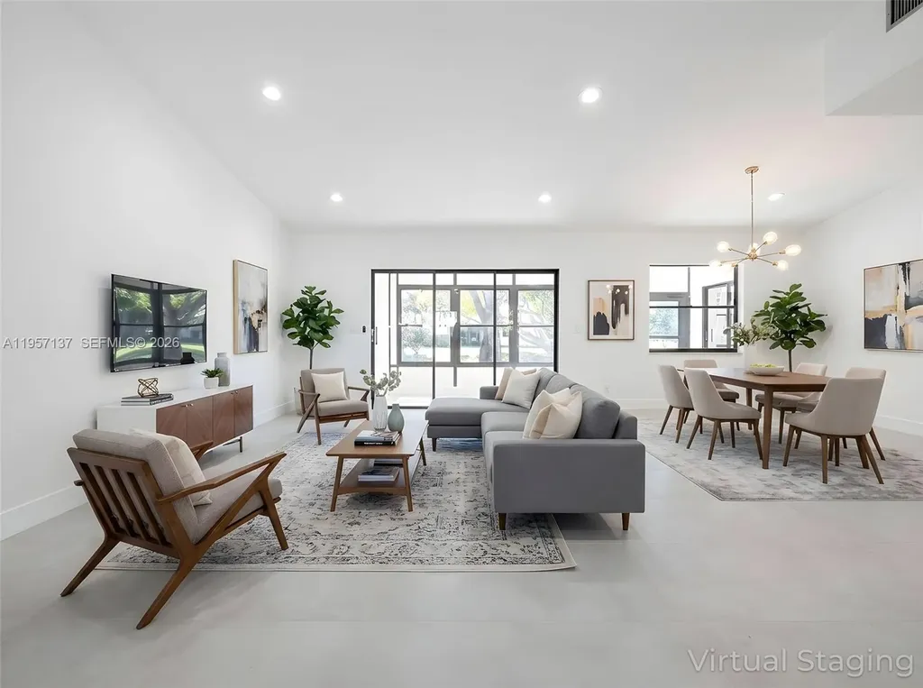 10988 Lake Front Place Boca Raton FL 33498