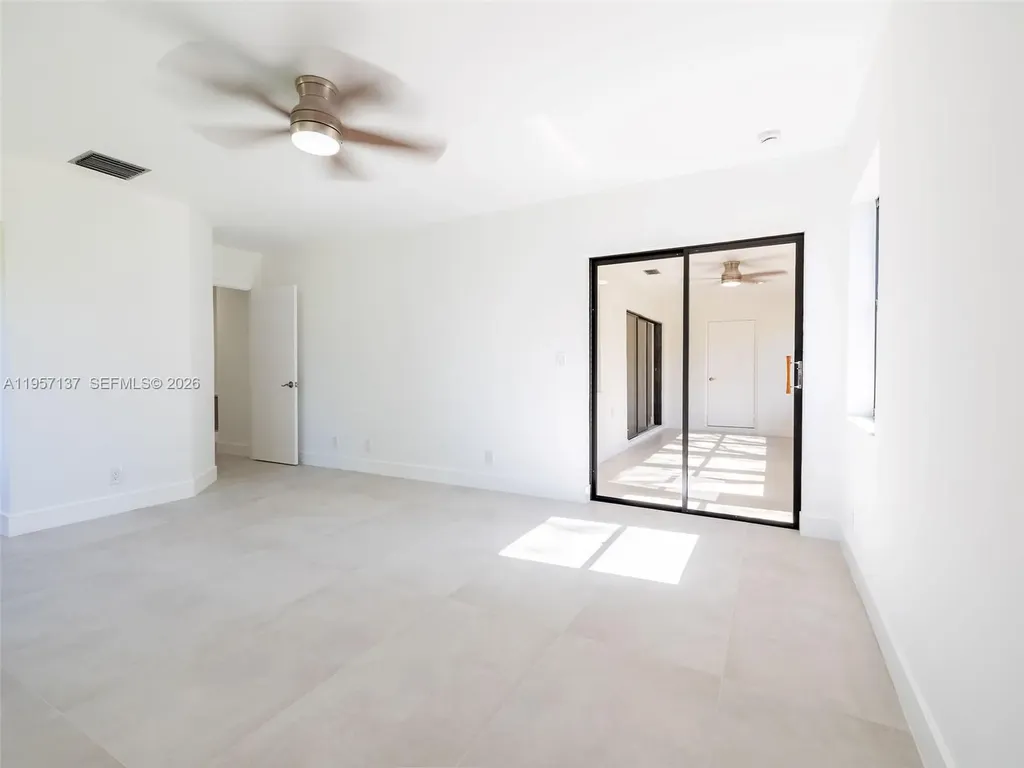 10988 Lake Front Place Boca Raton FL 33498