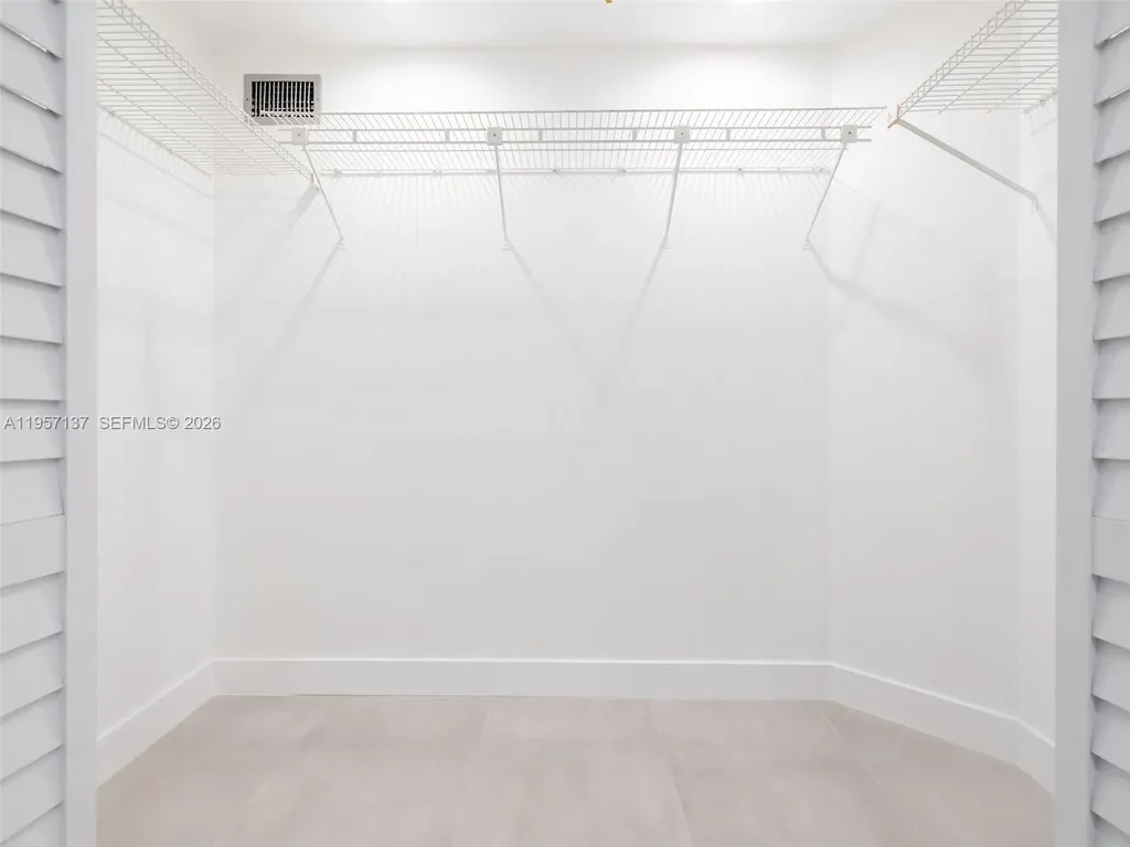 10988 Lake Front Place Boca Raton FL 33498