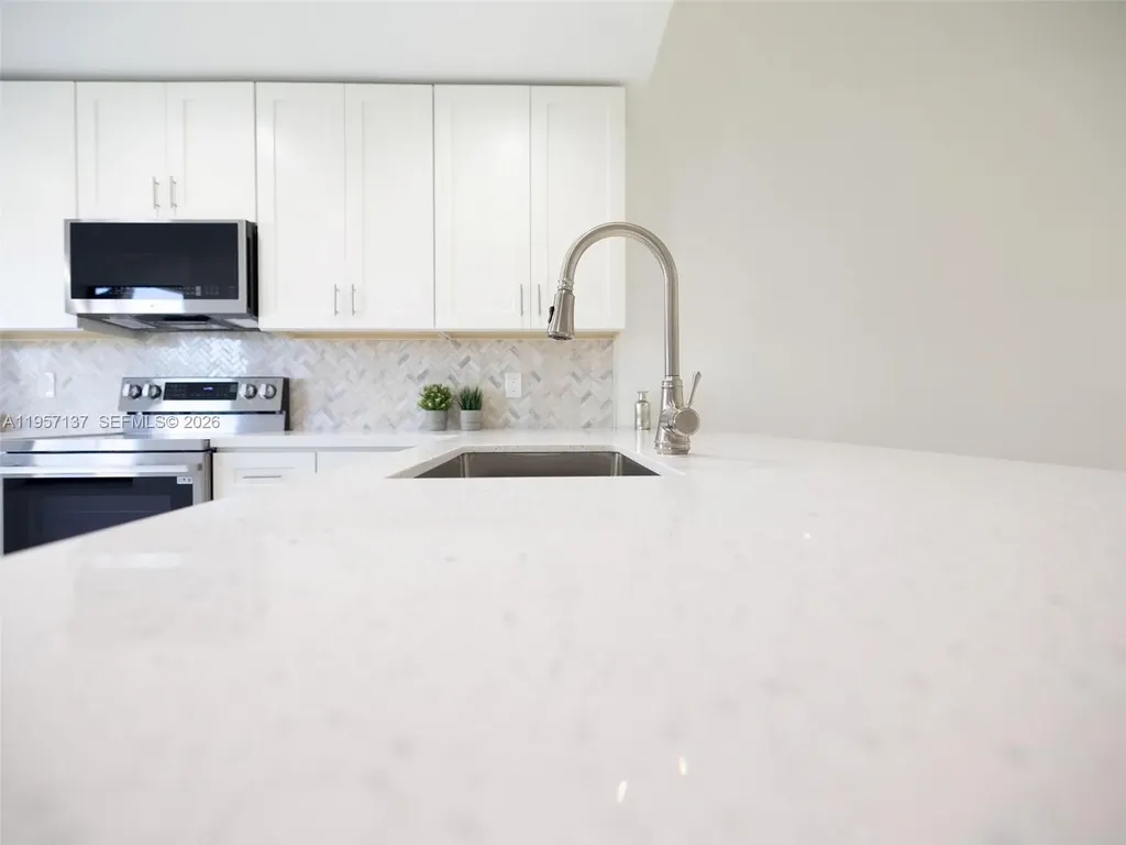 10988 Lake Front Place Boca Raton FL 33498