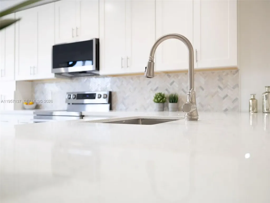 10988 Lake Front Place Boca Raton FL 33498