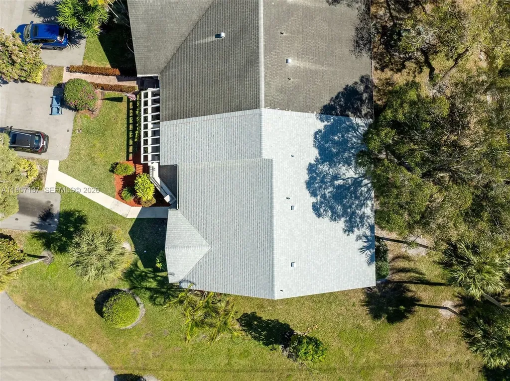 10988 Lake Front Place Boca Raton FL 33498