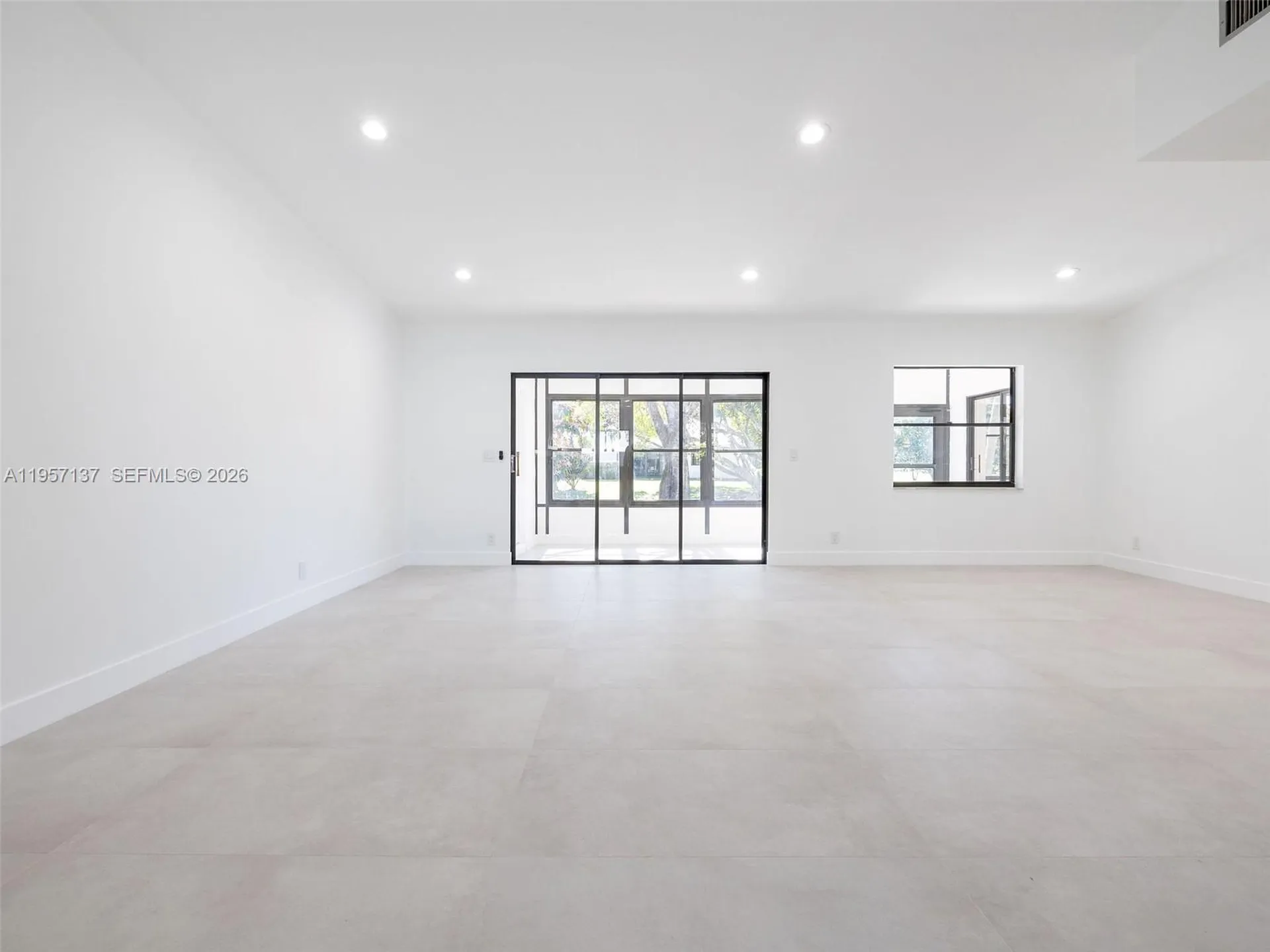 10988 Lake Front Place Boca Raton FL 33498