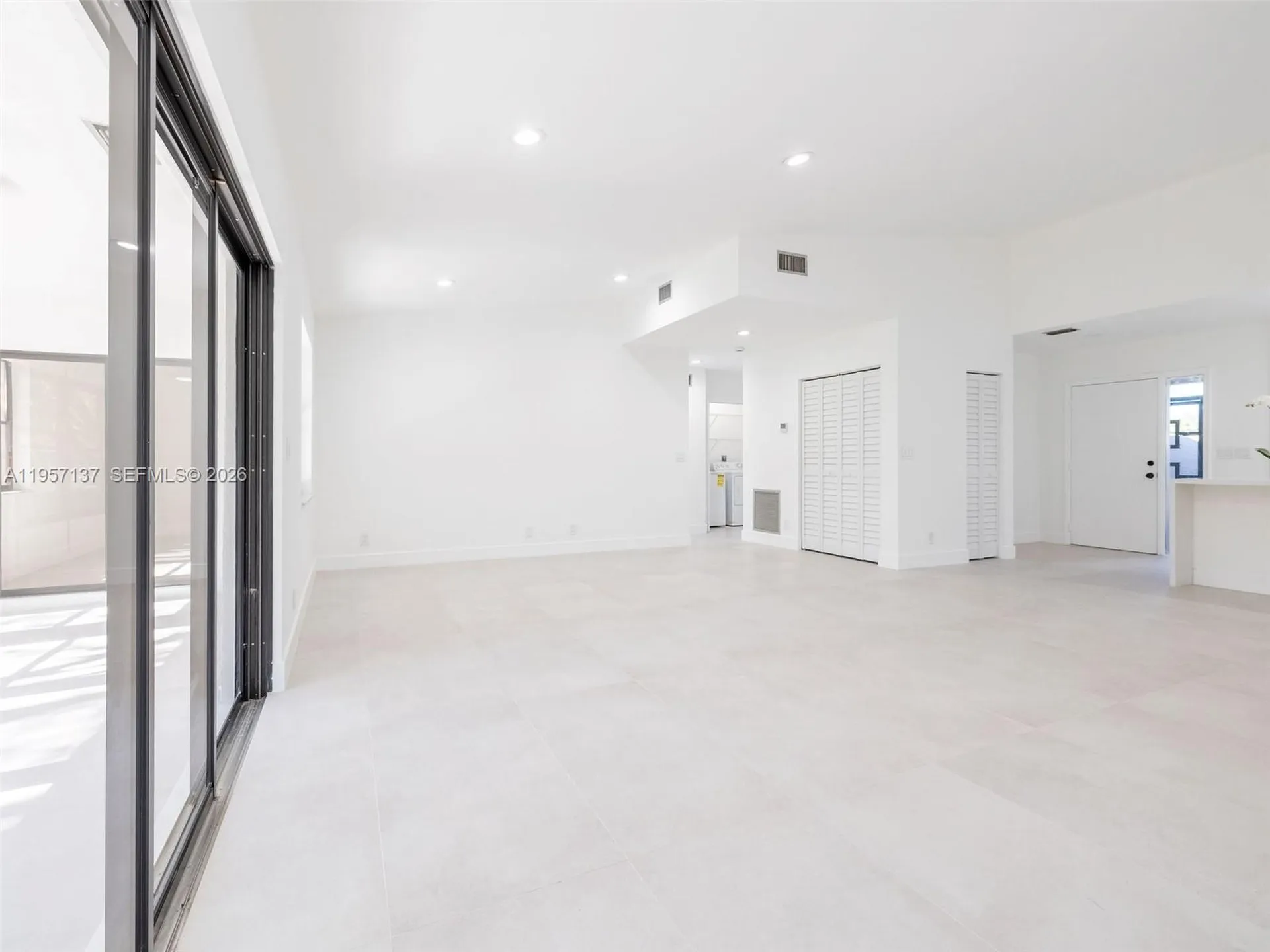 10988 Lake Front Place Boca Raton FL 33498