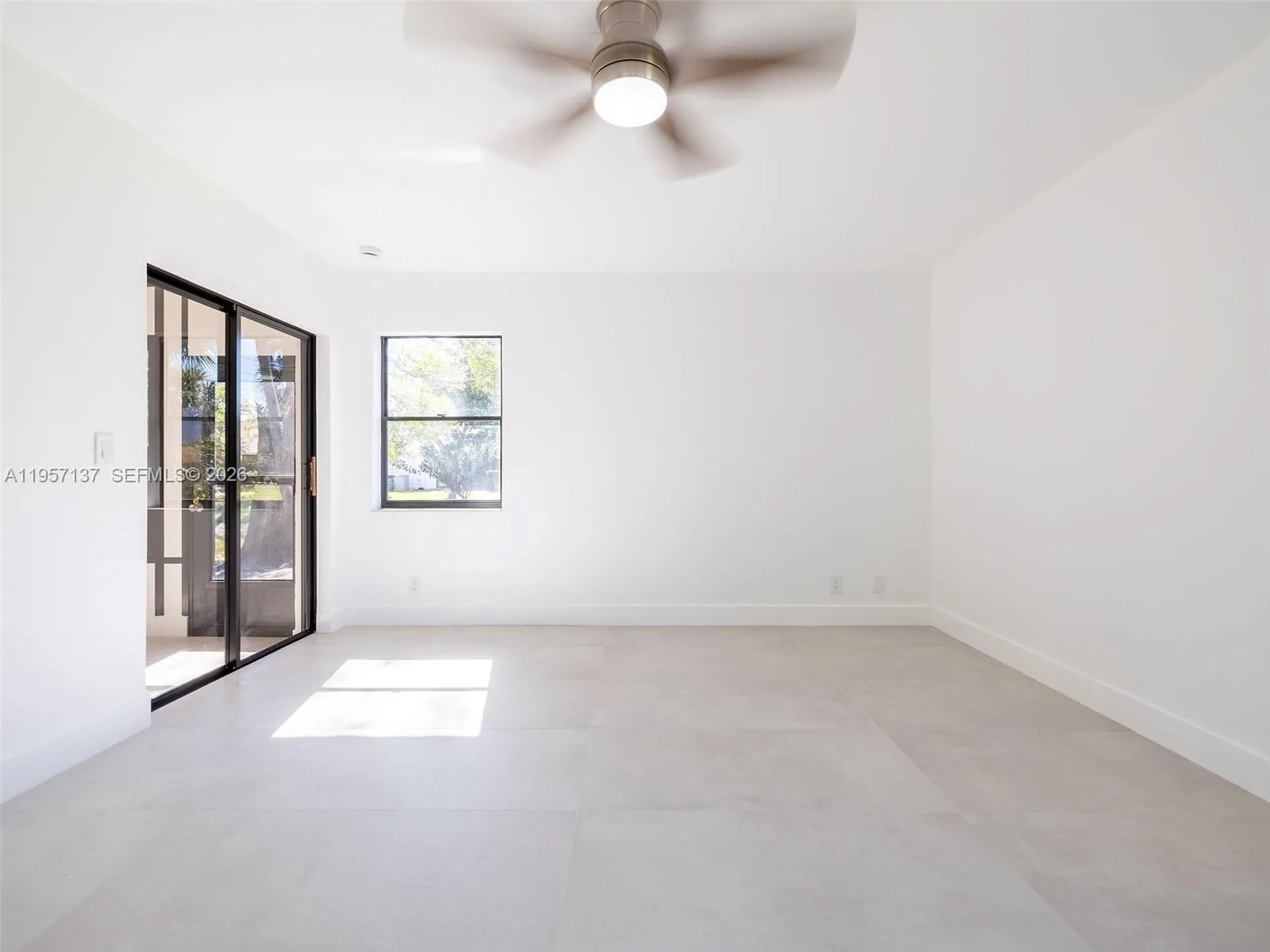 10988 Lake Front Place Boca Raton FL 33498