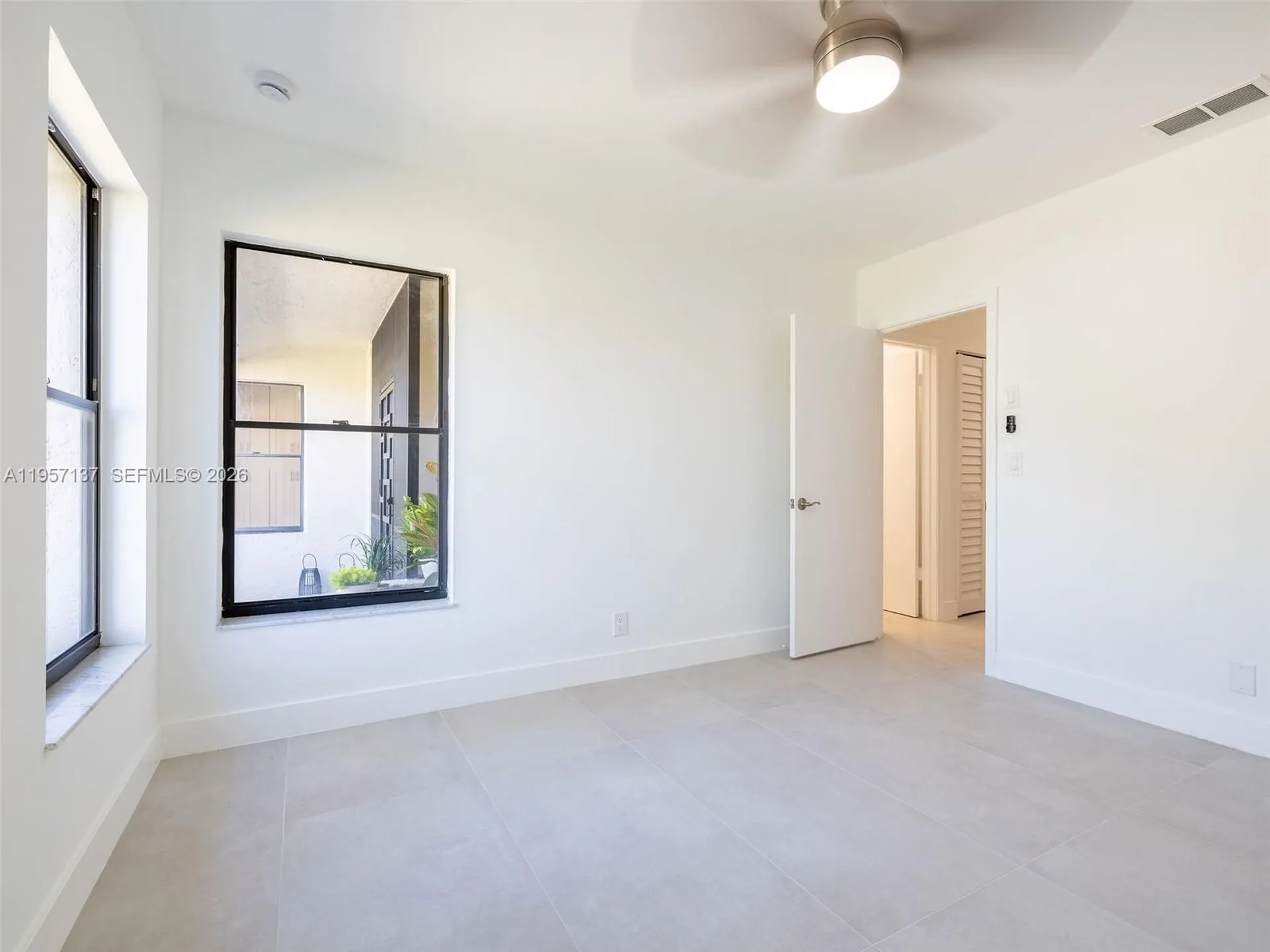 10988 Lake Front Place Boca Raton FL 33498