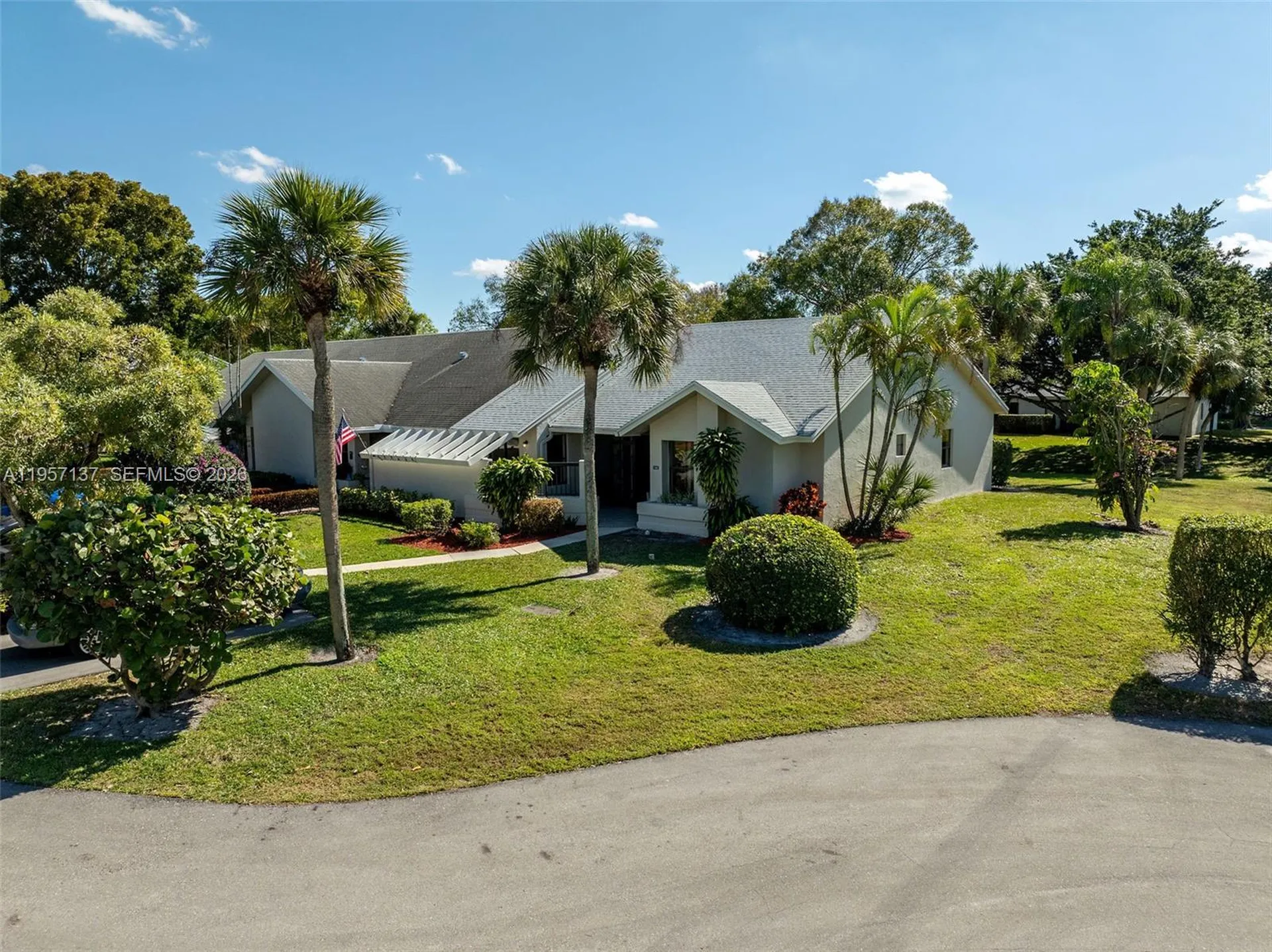 10988 Lake Front Place Boca Raton FL 33498